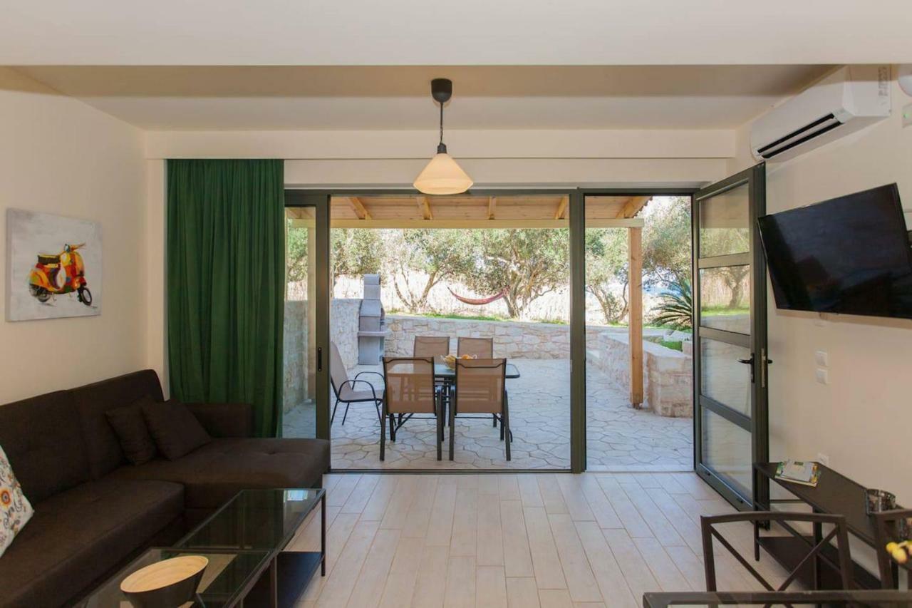Olive Tree Farm 200M From The Beach Episkopi  Екстер'єр фото