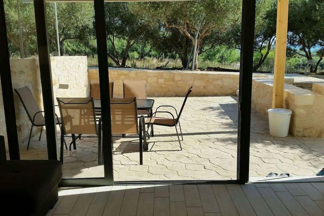 Olive Tree Farm 200M From The Beach Episkopi  Екстер'єр фото